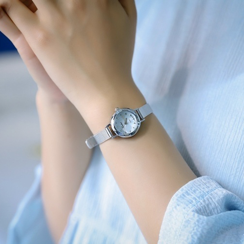 韓版時尚潮流學生小巧石英手表休閑女士精鋼帶皮帶簡約手鏈機械表